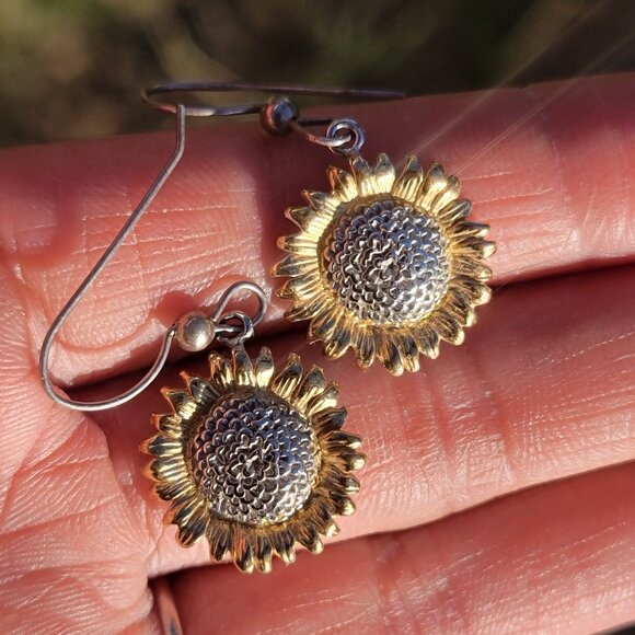 Sterling silver 925 gold boho hippie flower child sunflower earrings - Picture 2 of 13